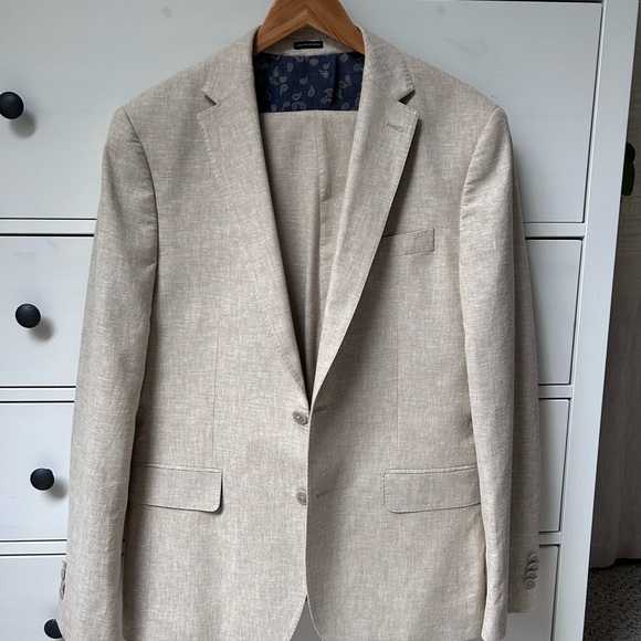 Joseph Abboud linen tan slim fit suit - Picture 1 of 9